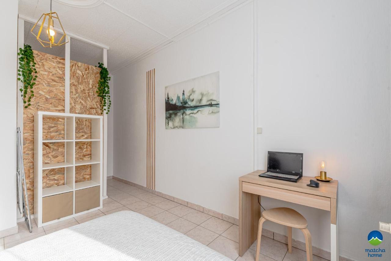 3 Appts - 3 A 7 Lits - Parfait 6 A 10 Pers - Max 26 Pers - 1 Immeuble - Convivialite, Rentabilite ------ English - 3 Apts - 3 To 7 Beds - Ideal For 6 To 10 Guests - Up To 26 - Same Building - Friendly, Flexible Hettange-Grande Exterior photo
