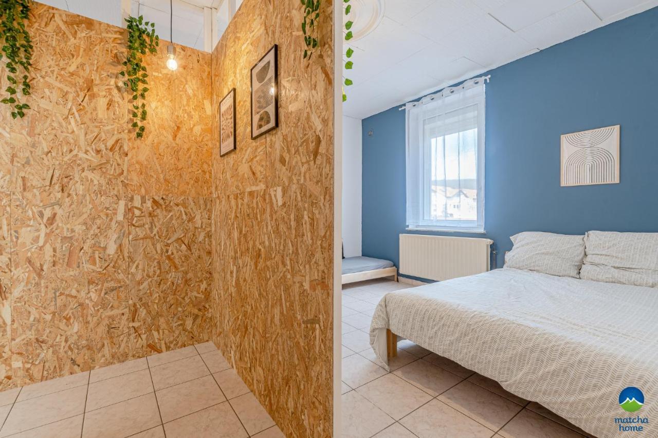 3 Appts - 3 A 7 Lits - Parfait 6 A 10 Pers - Max 26 Pers - 1 Immeuble - Convivialite, Rentabilite ------ English - 3 Apts - 3 To 7 Beds - Ideal For 6 To 10 Guests - Up To 26 - Same Building - Friendly, Flexible Hettange-Grande Exterior photo