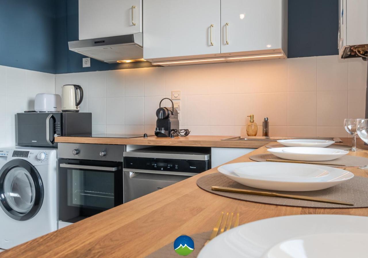 3 Appts - 3 A 7 Lits - Parfait 6 A 10 Pers - Max 26 Pers - 1 Immeuble - Convivialite, Rentabilite ------ English - 3 Apts - 3 To 7 Beds - Ideal For 6 To 10 Guests - Up To 26 - Same Building - Friendly, Flexible Hettange-Grande Exterior photo